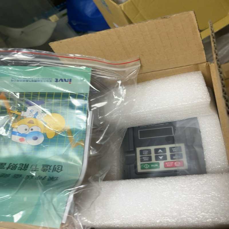 议~GD10-0R2G-S2-B 英威腾GD10 220V0.2