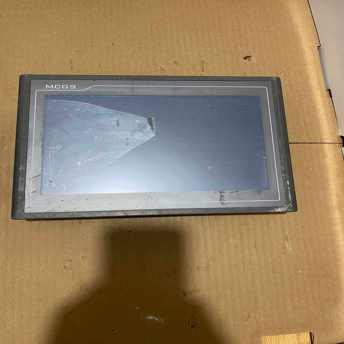 昆仑通态触摸屏TPC1062K件，可通电使用，功能包好，{议价}