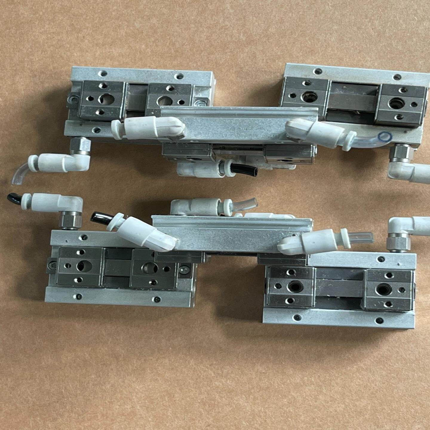 气缸 MHF2－8D1R薄型手指  议价 议价 议价~询价