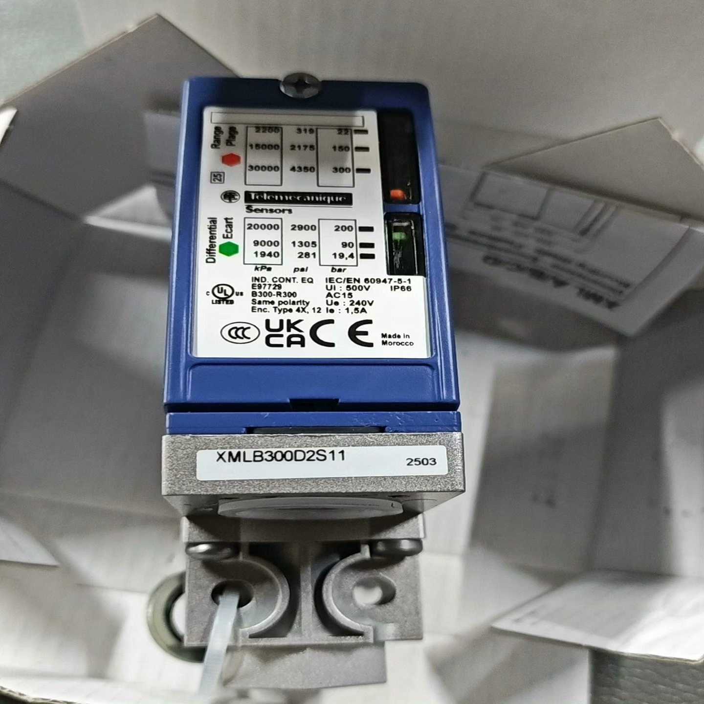 议价产品施耐德XMLB300D2S11特勒美科全新正品原装现货