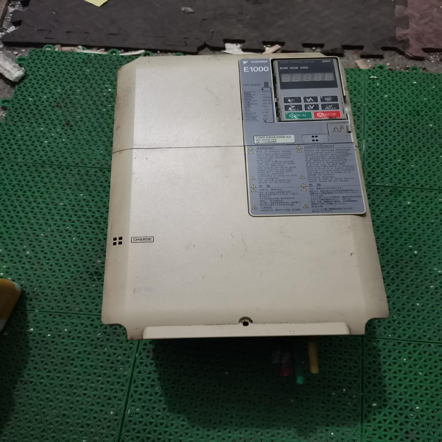 (询价)CIMR-EB4A0044FAA安川变频器E1000系列