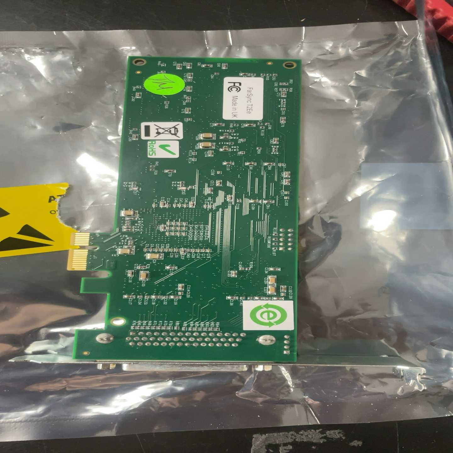 FarSyncX25T2Ee同步通信卡Pcle卡(亚飞商行)
