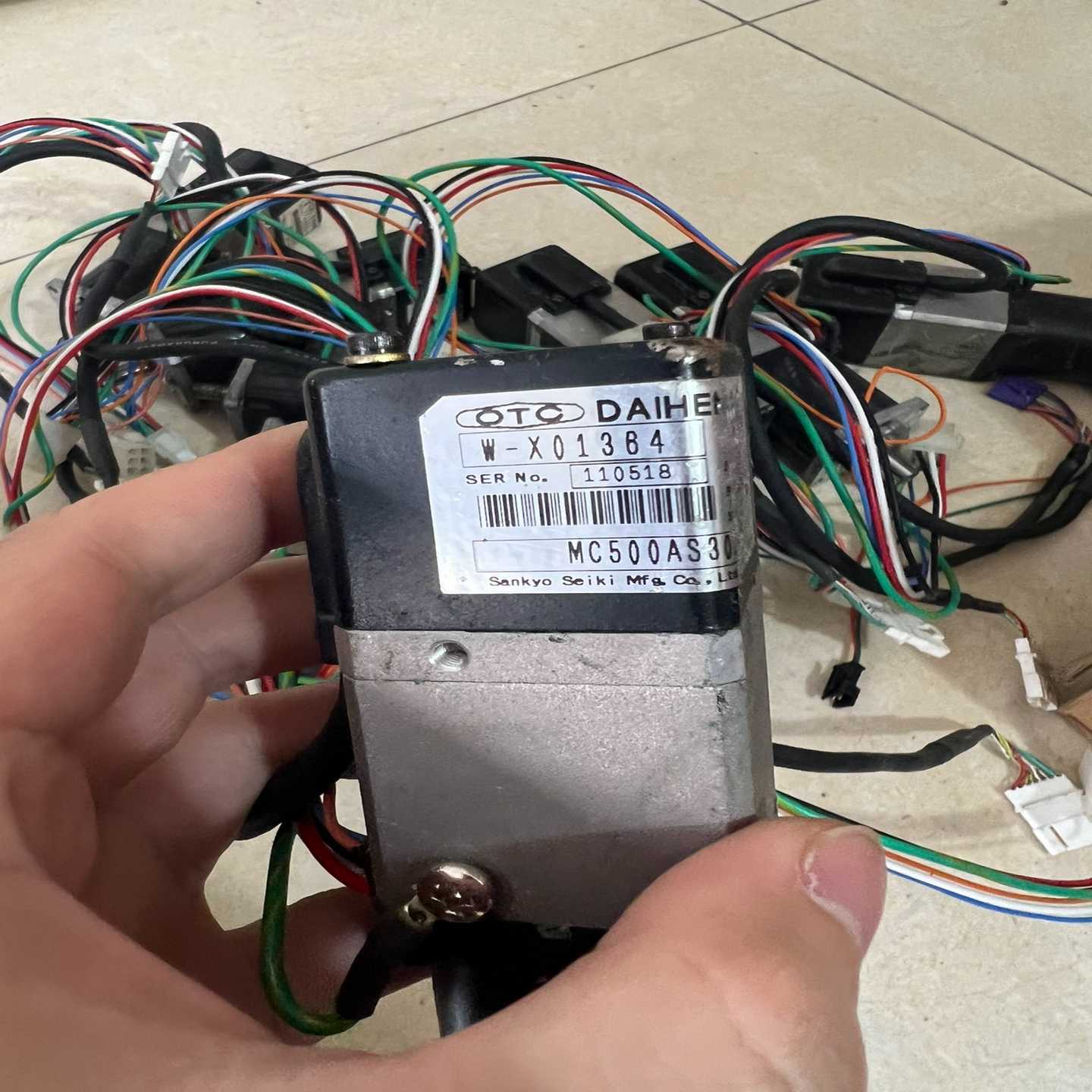 OTC伺服电机W-X01364机器人伺服电机MC500AS3~询价