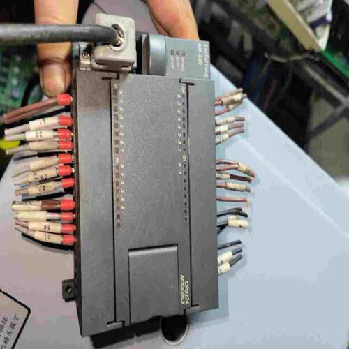 xintaiyang PLC     型号:CPU224拍前询价