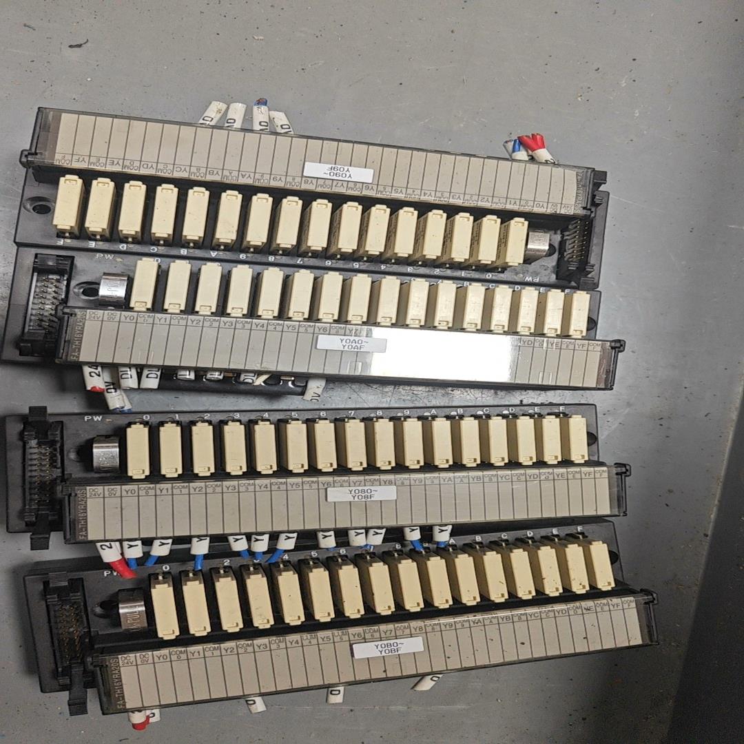 询价FA-TH16YRA20S。四条，功能正常成色不错议价