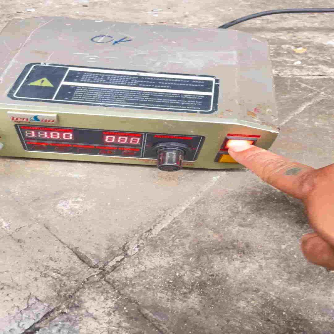 腾盛点胶机，AP-I，单主机一台，没有其它配件，~询价,3C数码配件,其它配件,淘宝优惠券,粉丝福利购,淘宝优惠卷