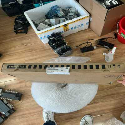 6SL3120-1TE21-0AA4驱动器实物图拍~询价