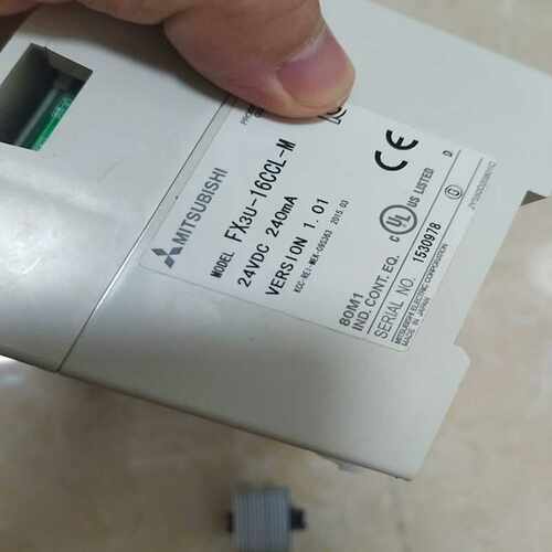 (询价)三菱模块，FX3U-16CCL-M。一个成色很新
