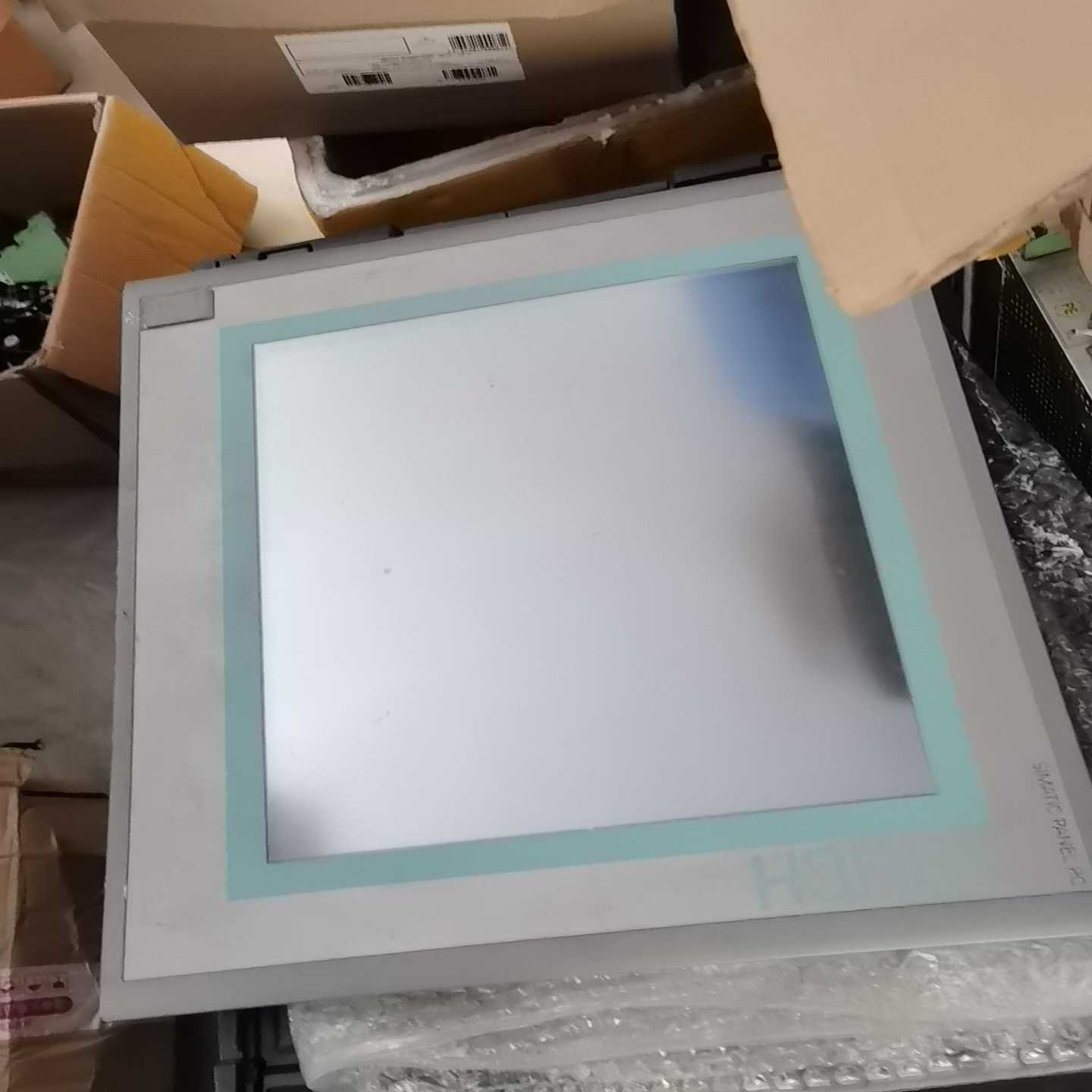 西门子工控屏 PANEL 17T 677B W/O USB