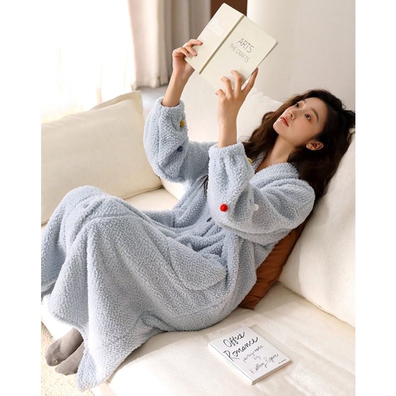 女士睡袍秋冬季2024新款珊瑚绒甜美开衫少女长袍毛绒睡衣冬天浴袍
