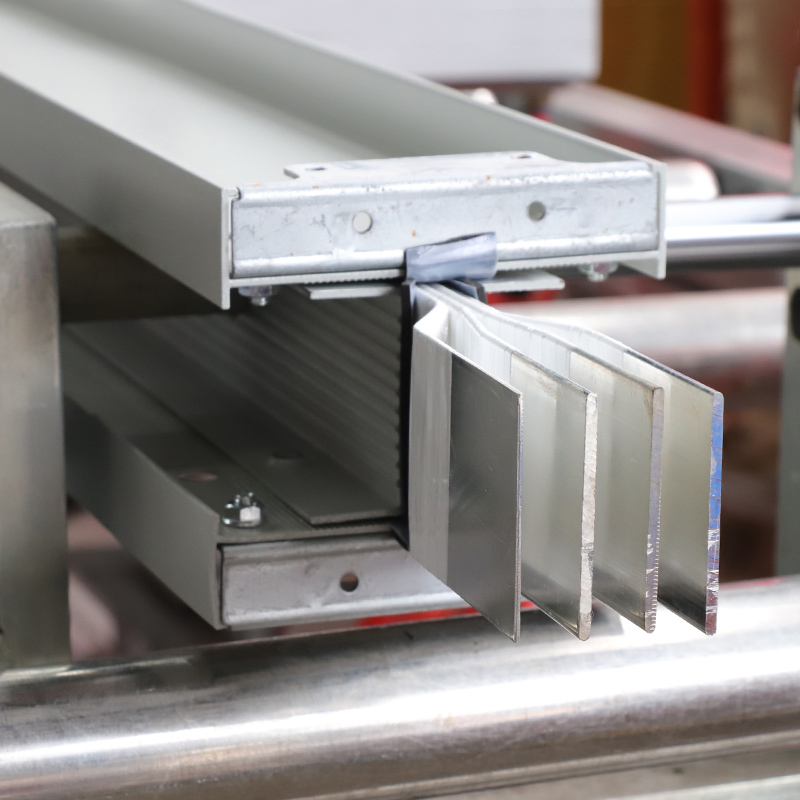 密集型母线槽 封闭式 插接式 防水 耐火 防火 1250A 1600A 2000A