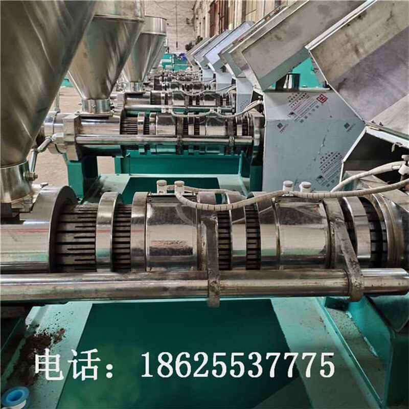 爆家用榨油机花生芝麻榨油机高出油率小型榨油机冷榨热榨迷你榨品