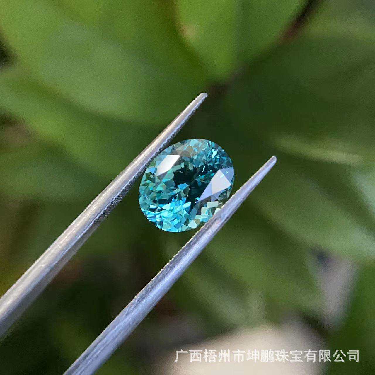 霓虹蓝帕拉伊巴碧玺再生实验室培育蓝宝石椭圆形可过钻笔GRC证