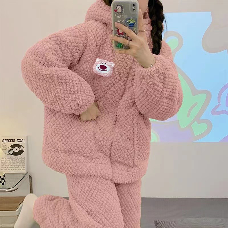 珊瑚绒睡衣女冬季三层夹棉加厚加绒2023新款保暖卡Y通家居服套装