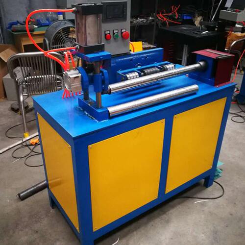 全自动压花机 不锈钢花纹管麻花机Round tube embossing machine