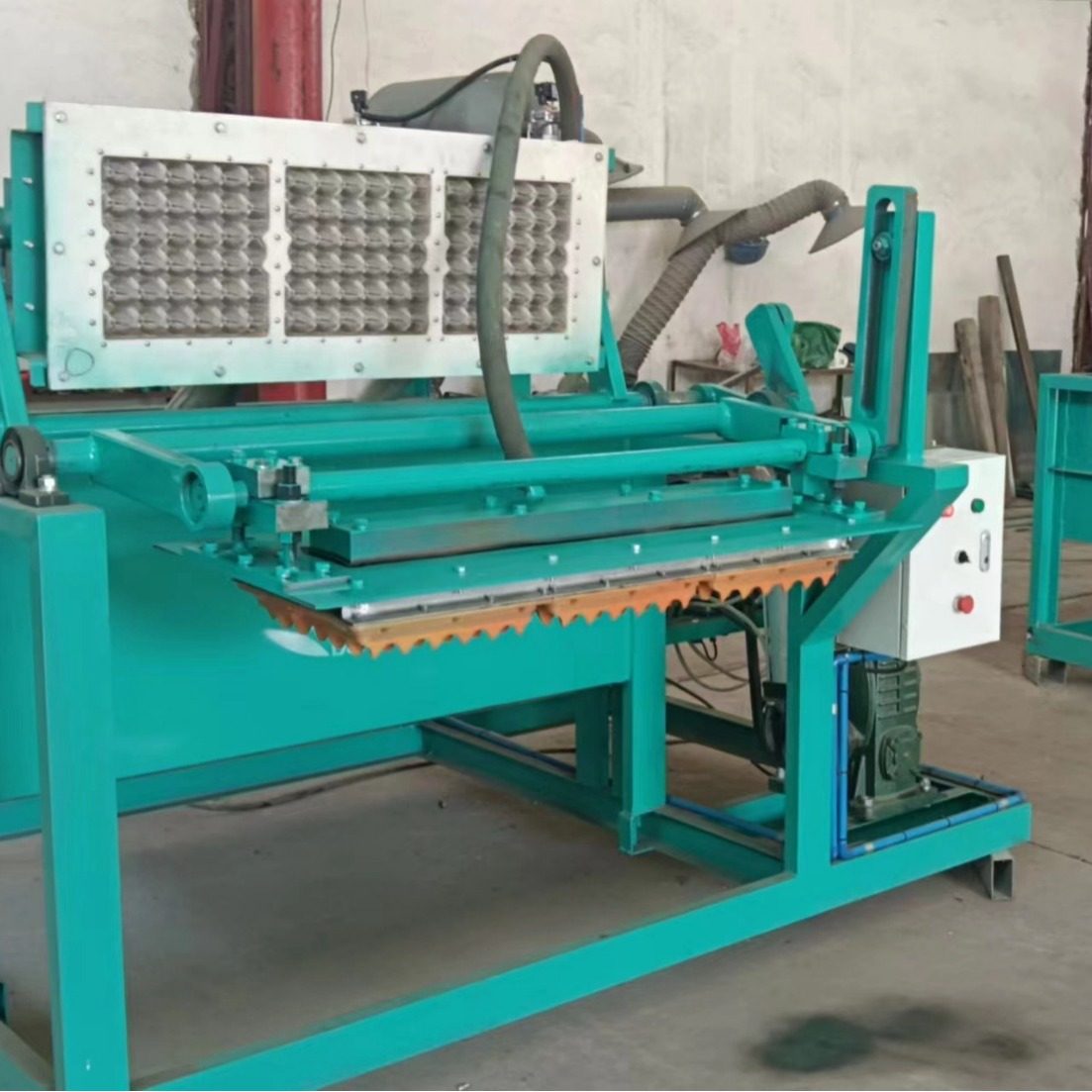 1000片每小时产能的鸡蛋托盘制作机器    蛋托机,机械设备,其他机械设备,淘宝优惠券,粉丝福利购,淘宝优惠卷