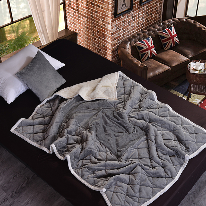 汽车抱枕被子两用简约现代多功能车上靠垫毯开车舒适腰枕车内靠枕