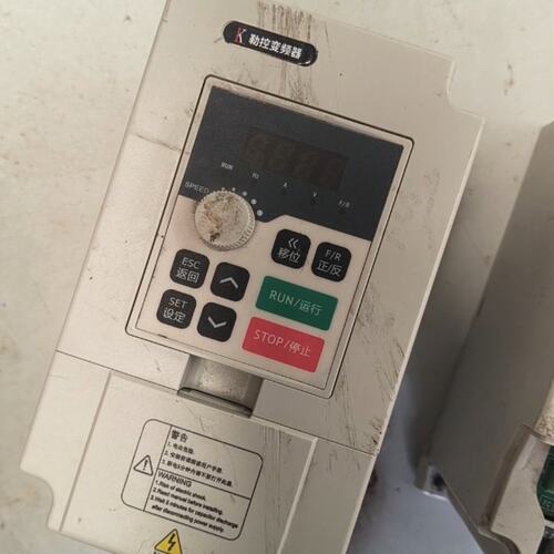 议价变频器H100-1.5KWH100-0.75KWH100-2.2KW