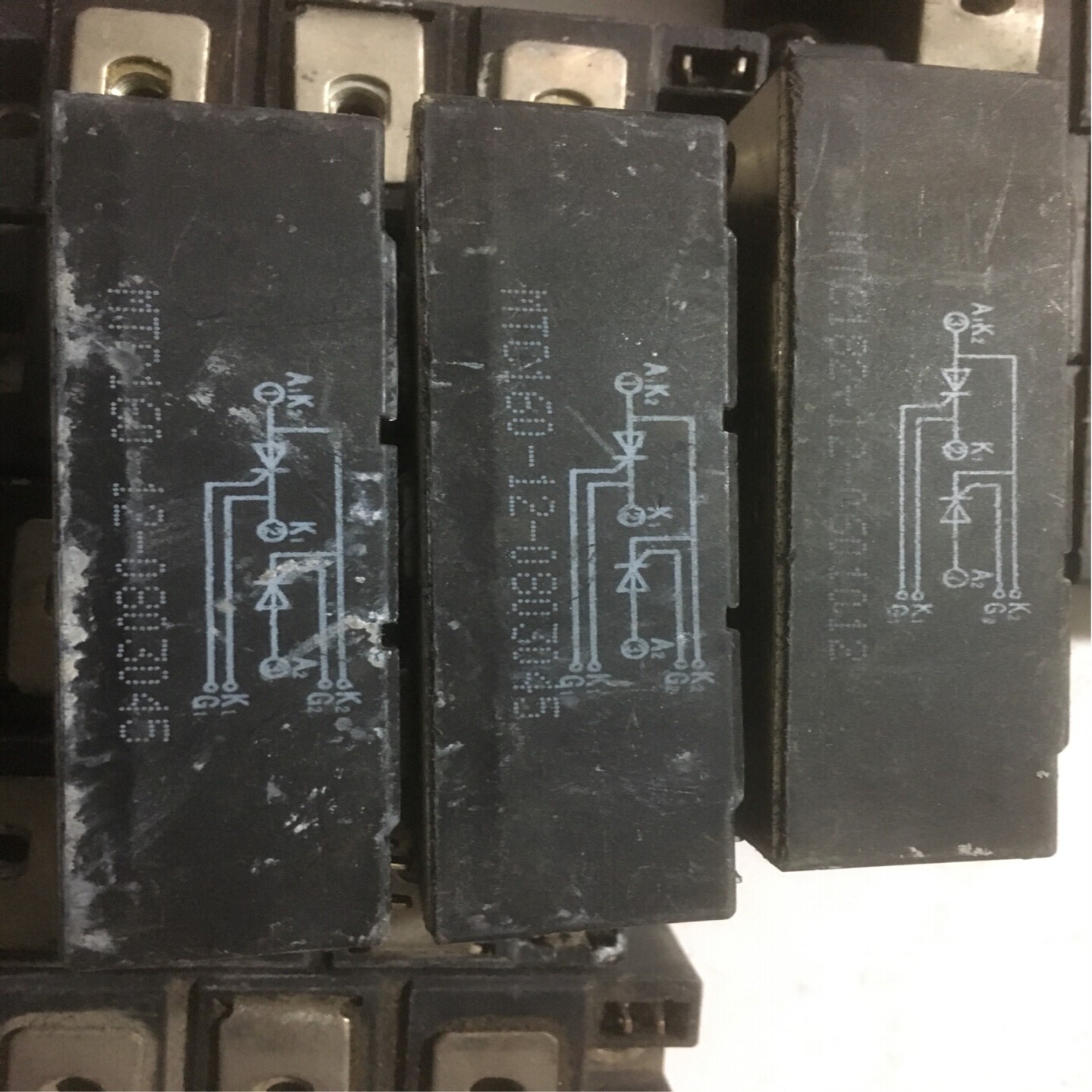 【请询价】MTC180-12MTC160-18台基模块可控硅MTC1