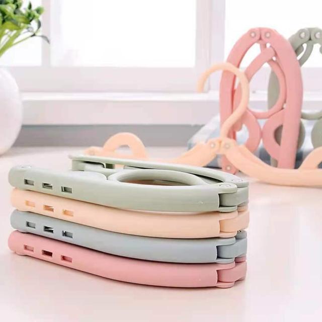 多功能伸缩 折叠衣架家用便携式可折叠创意晾衣服户外【颜色随机