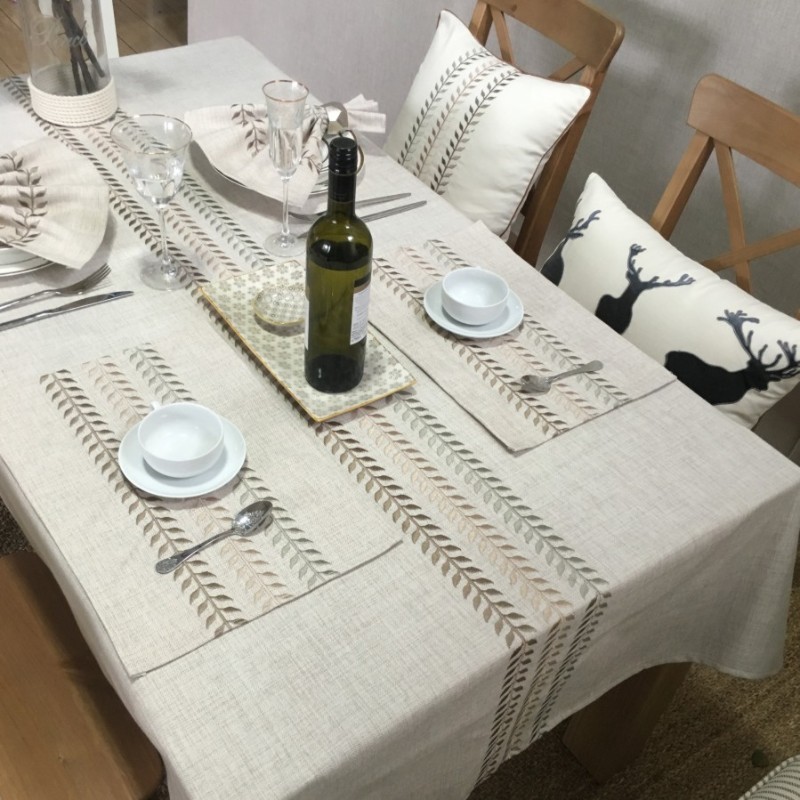 1简约现代欧式西餐茶几桌布台布电视柜桌旗家用刺绣餐桌布艺可