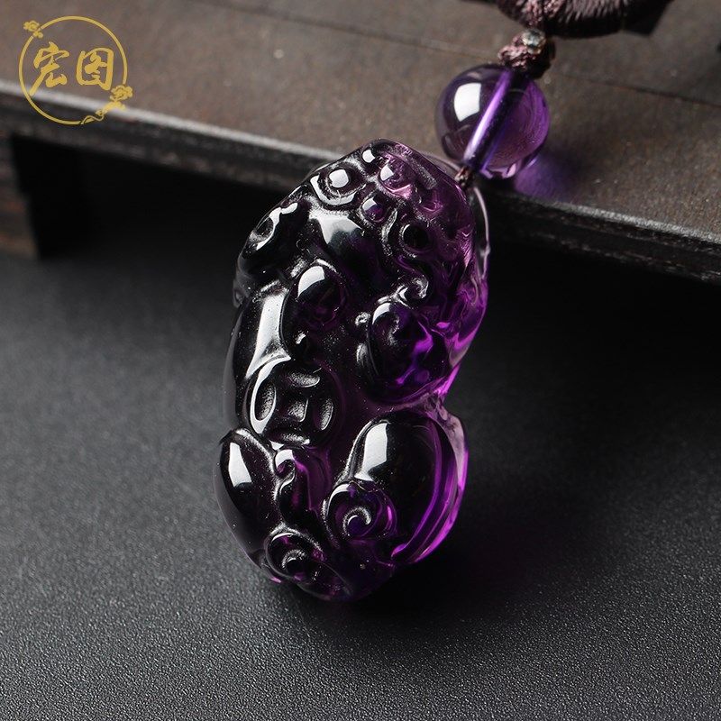 乌拉圭紫水晶貔貅吊坠毛衣链男女款 深邃紫色皮丘项链学生送礼物