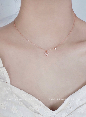 字母定制项链女夏纯银轻奢小众设计感锁骨链h英文2021年新款女