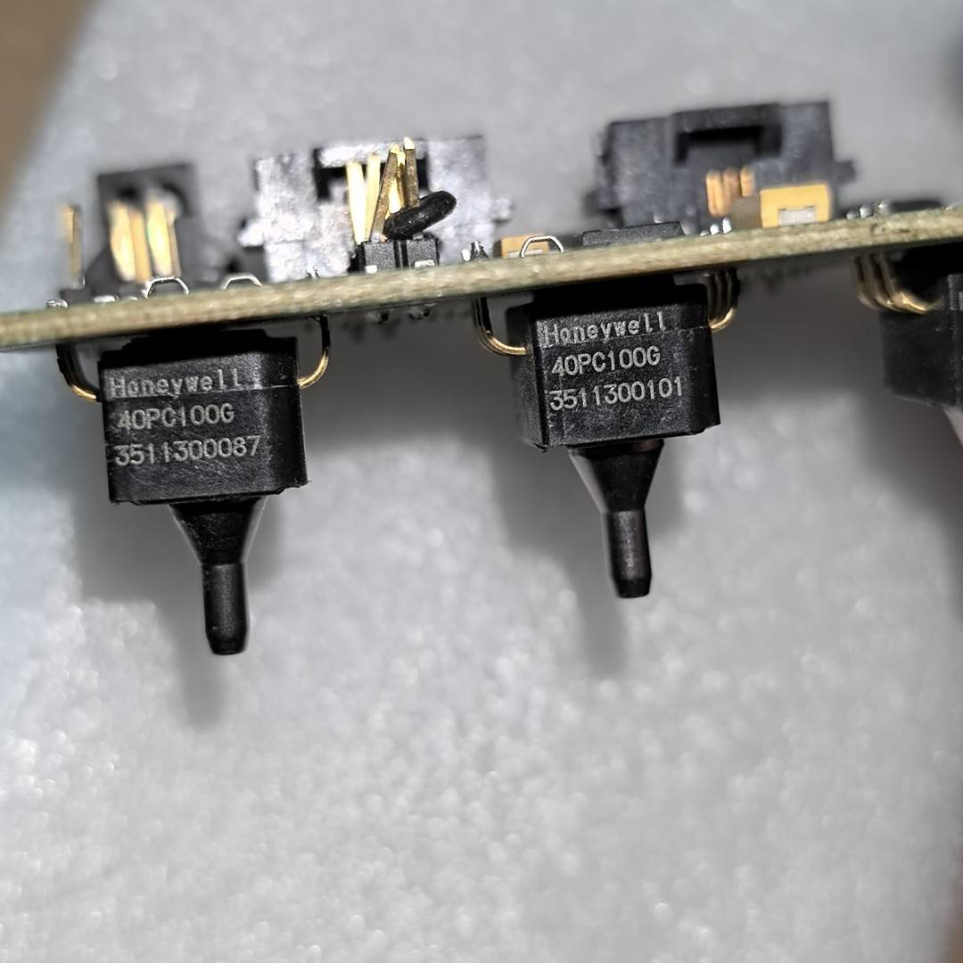 议价40PC100G 如图三个 320元适用