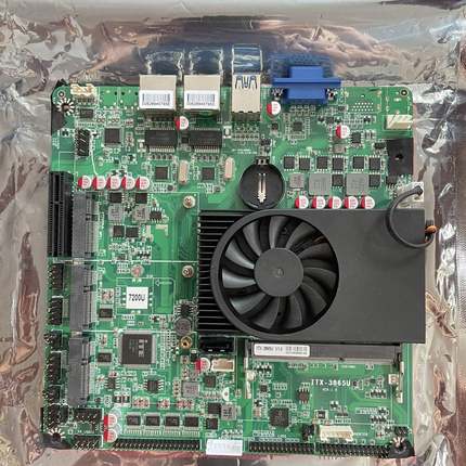议价ITX3865U主板，标准ITX板型 ,CPU SR2ZU适用