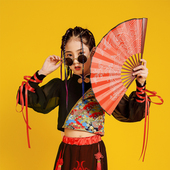 汉服旗袍折叠小竹扇 随身古典古装 扇子折扇中国风女式 古风流苏夏季