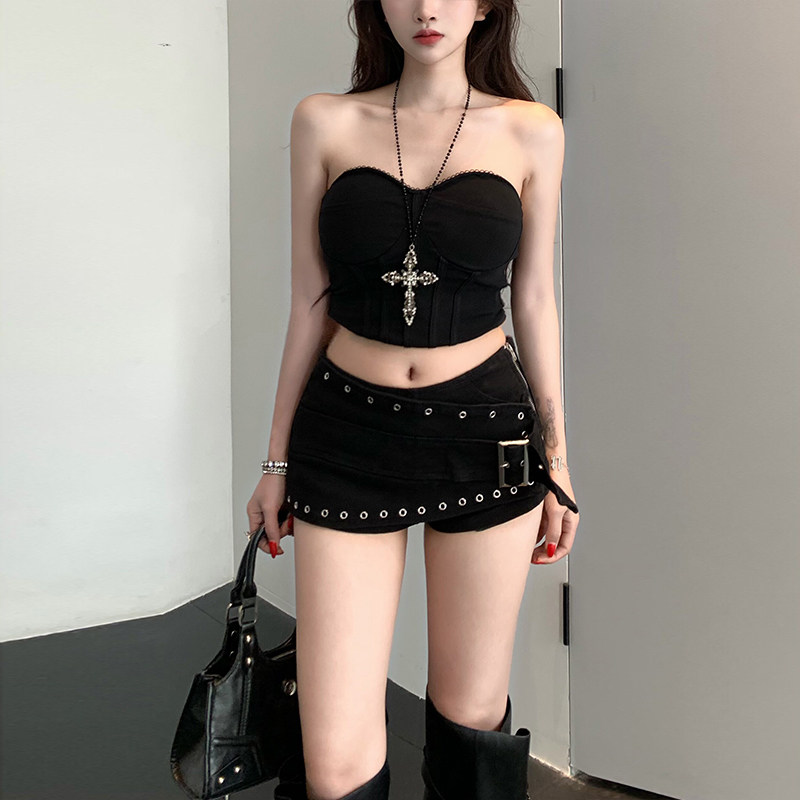 朋克风黑色铆钉牛仔短裤女2026夏季新款辣妹低腰紧身显瘦包臀热裤