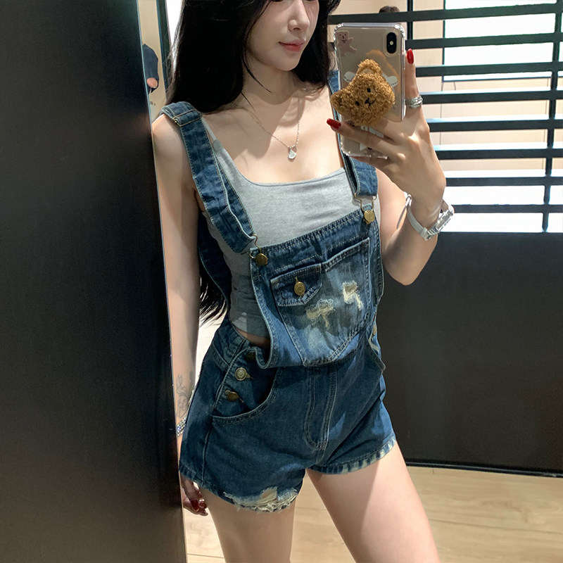 甜辣美式破洞牛仔背带短裤女2026年夏季新款做旧显瘦休闲连体短裤