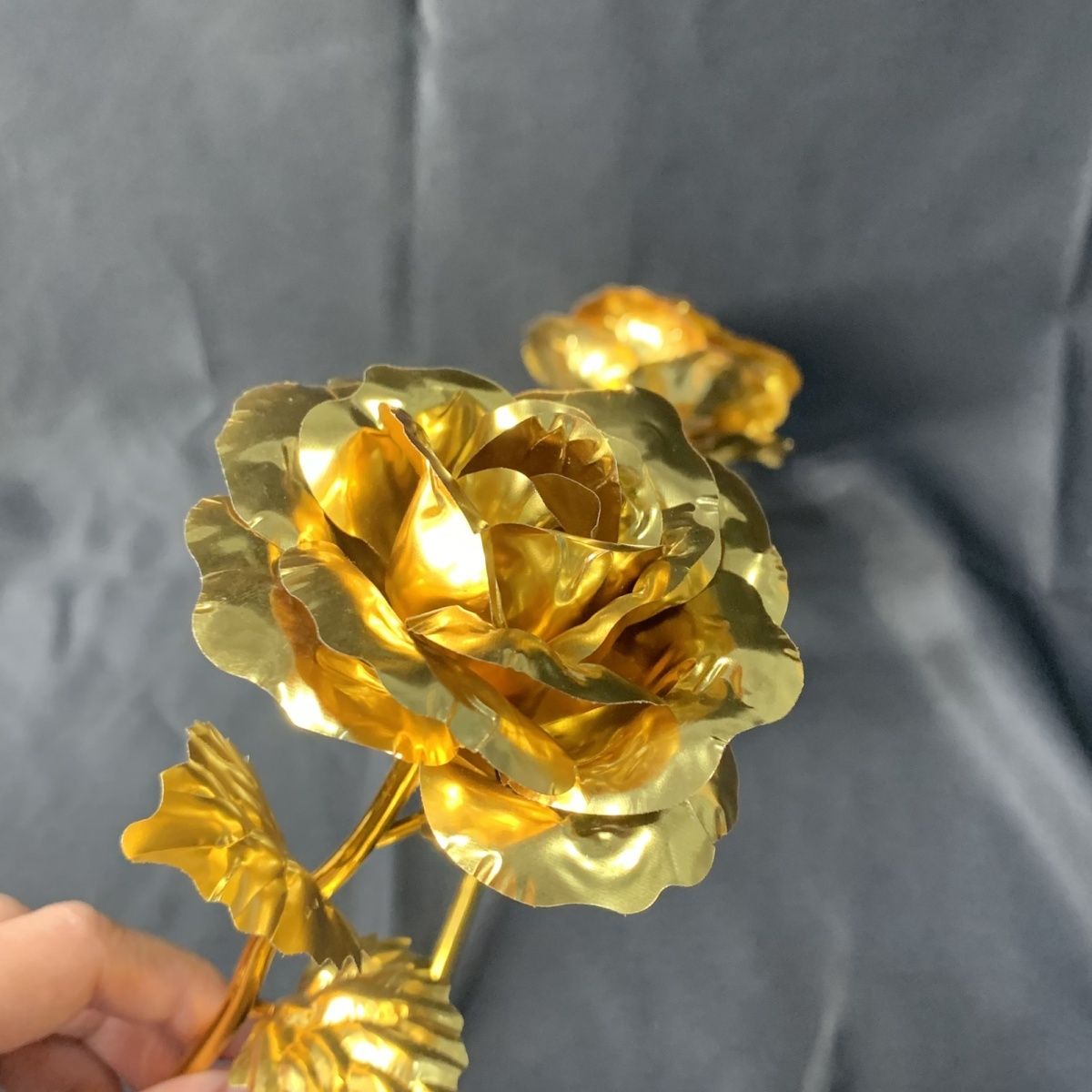 红蚀金色玫瑰狼三角洲行动周边七夕情人节礼品七彩炫光玫瑰花