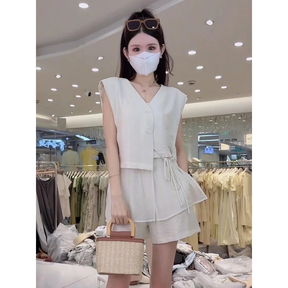 休闲短袖V领衬衫+短裤套装时尚洋气减龄显瘦遮肉两件套女夏2300