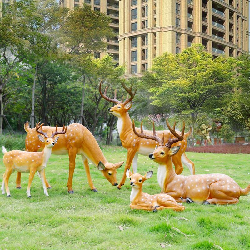户外仿真梅花鹿玻璃钢雕塑圣诞景观装饰摆件花园林庭院树脂鹿模型