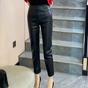 网红爆款修身显瘦洋气高级感百搭U皮裤女早秋时尚哑光九分烟管裤