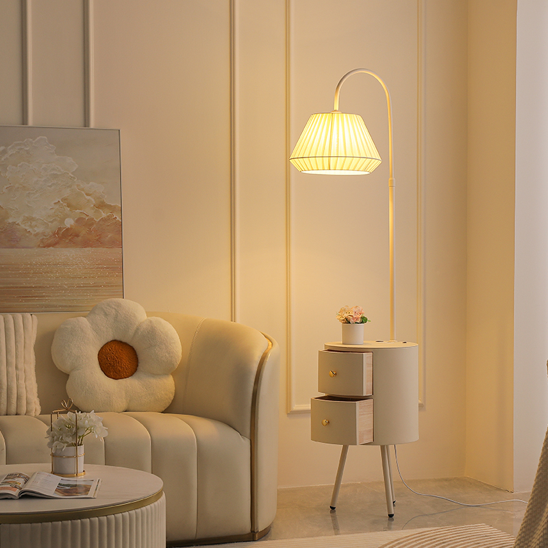 法式奶油风氛围落地灯主卧室客厅床头柜边几置物艺术网红台灯一体