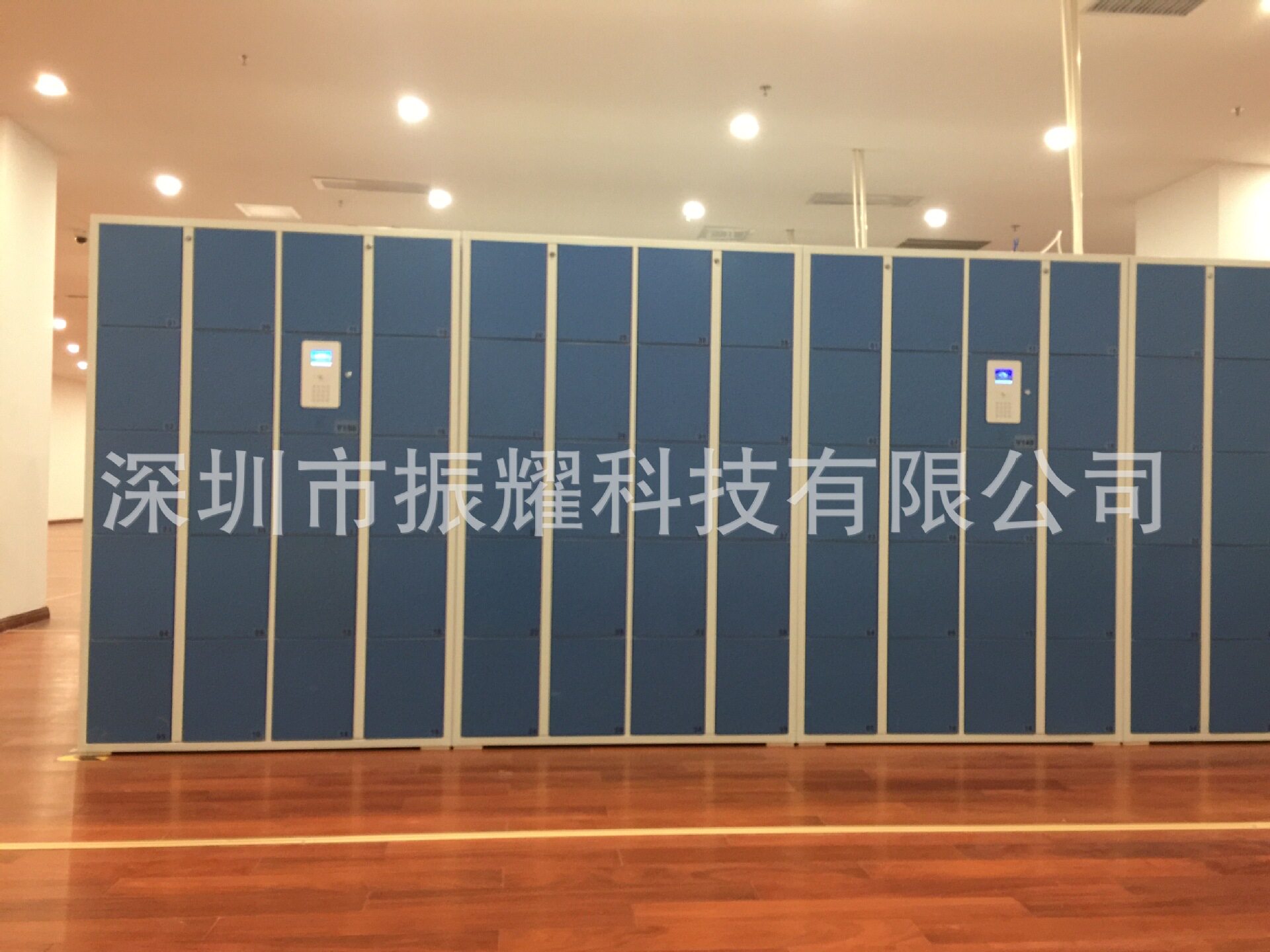 源头厂家员工密码存包柜振耀ic卡寄存柜价钱指纹工厂员工寄存柜