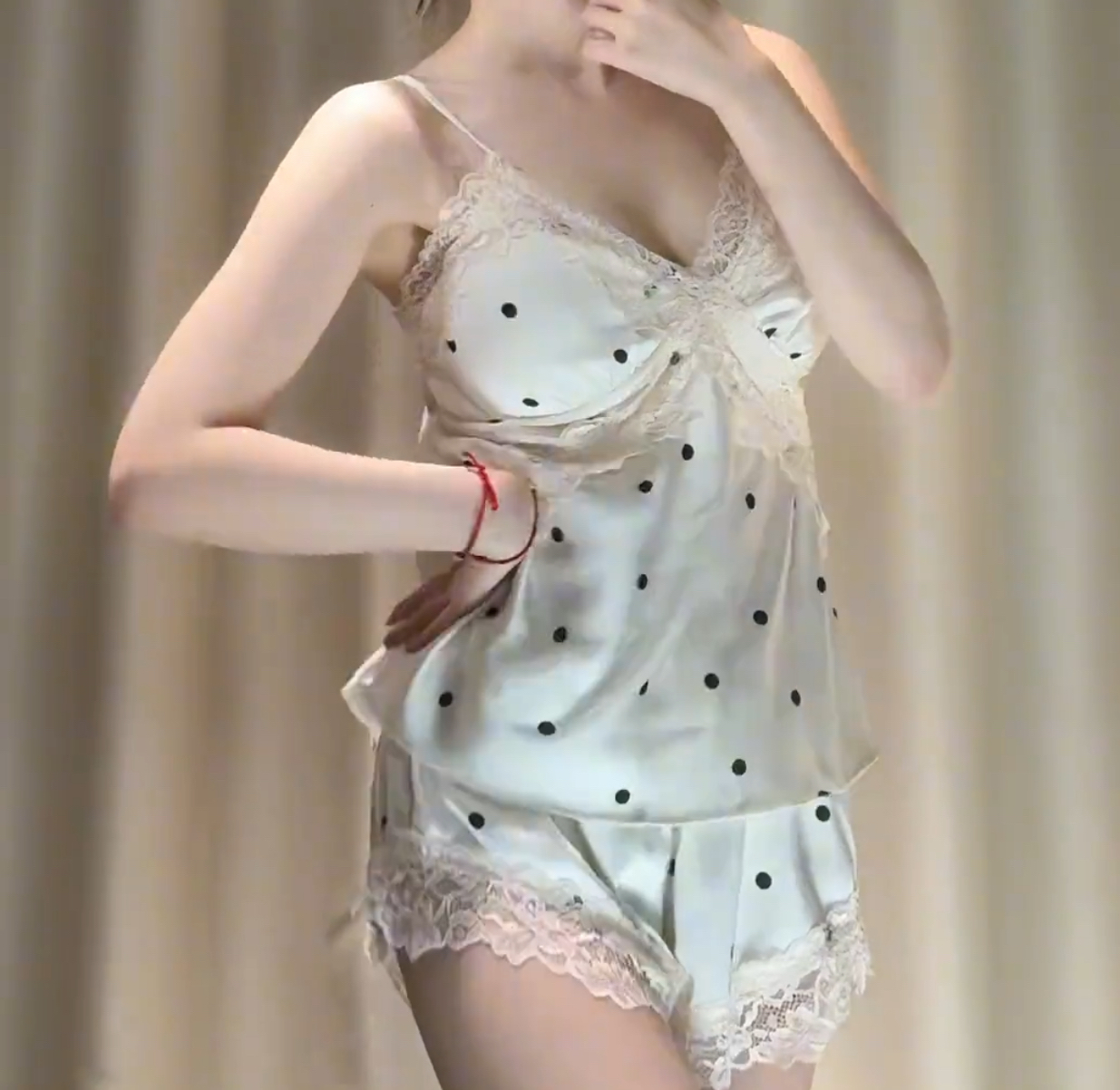 甜美蕾丝波点冰丝吊带套装睡裙夏季纯欲风少女薄款家居服睡衣