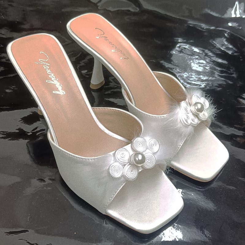 复古中国风刺绣提花盘扣方头细跟高跟凉拖旗袍鞋摄影女鞋