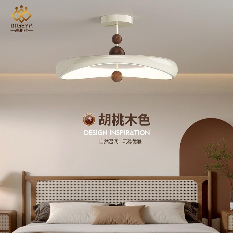 中古木纹法式奶油风卧室吸顶灯全光谱现代简约主卧书房餐厅飞碟灯