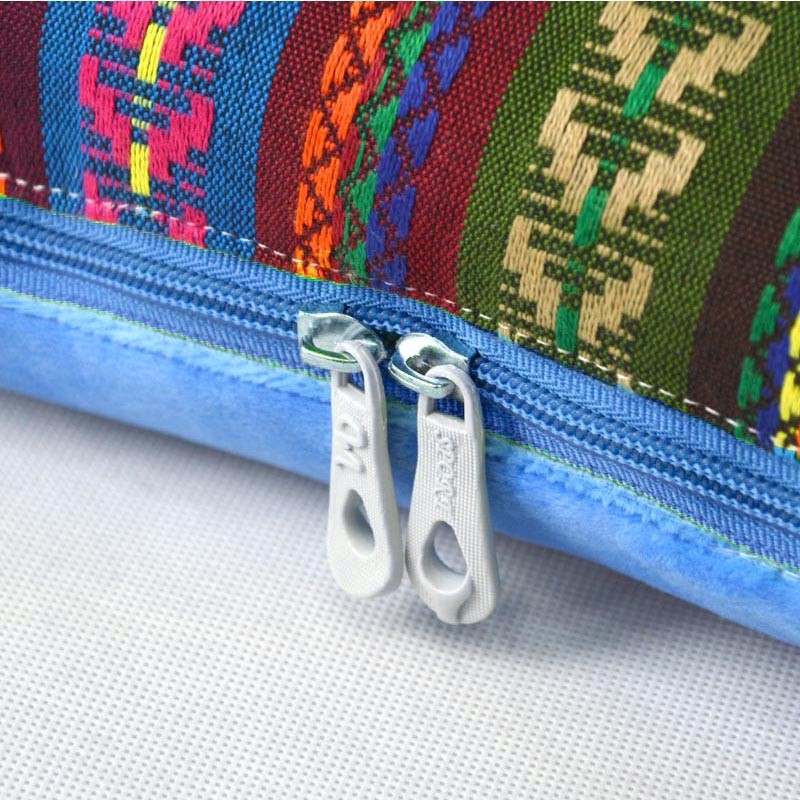 卡通多功能抱枕被子两用珊瑚绒枕头被车用靠垫折叠被办公室抱枕毯