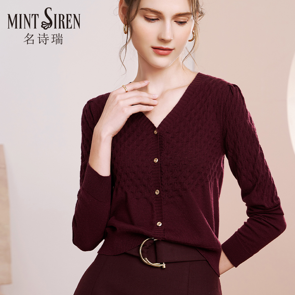 2025春秋新品羊毛外套短款长袖V领酒红色钩花针织开衫毛衣