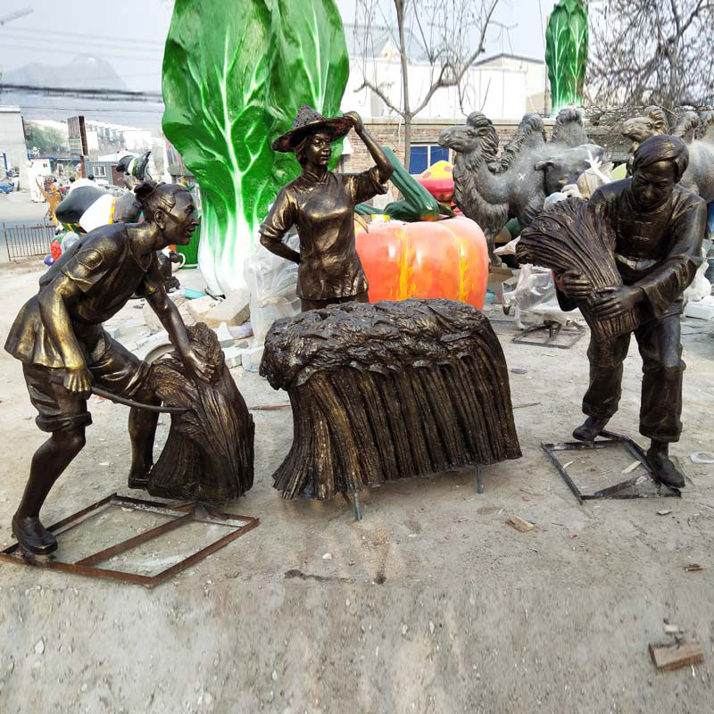 玻璃纤维定制古典招财家人送饭民俗雕像定做农耕人物雕塑订桌面摆