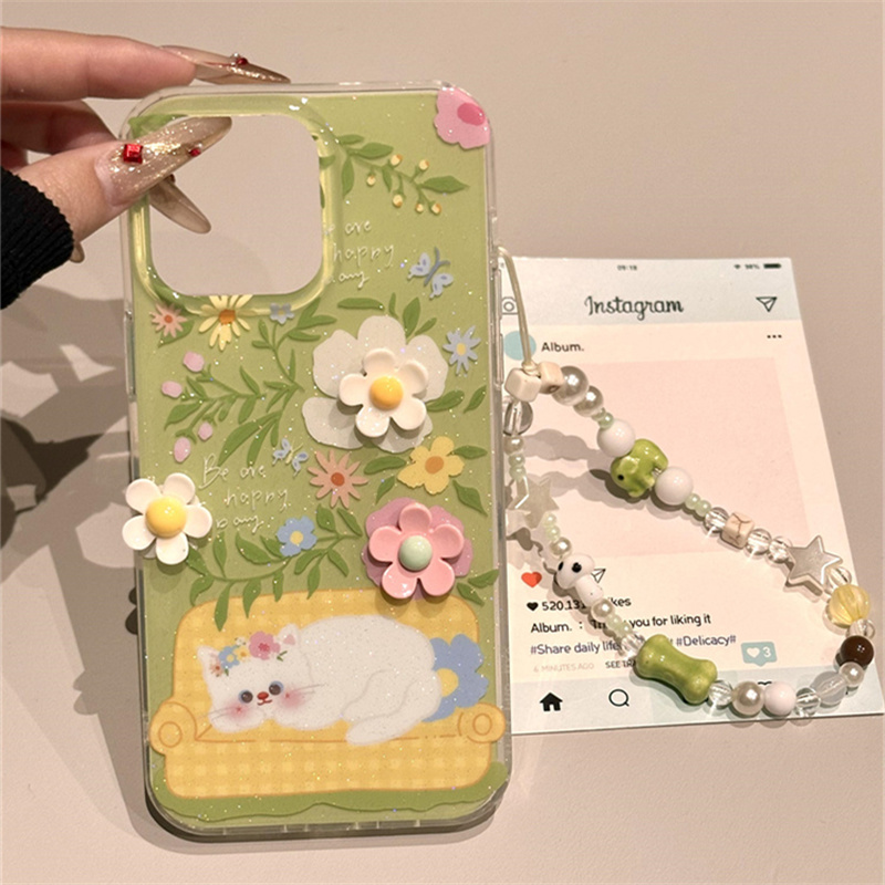 绿底沙发猫咪闪粉花朵猫咪16promax手机壳新款iPhone15pro创意14pro小众13pro可爱小清新16pro防摔保护套女款