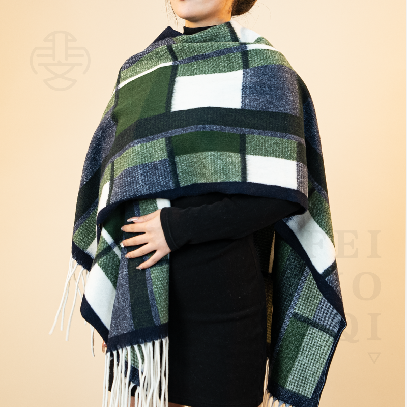 女士围巾披肩两用高级感仿羊绒冬季保暖加宽加厚围脖英伦风斗篷式