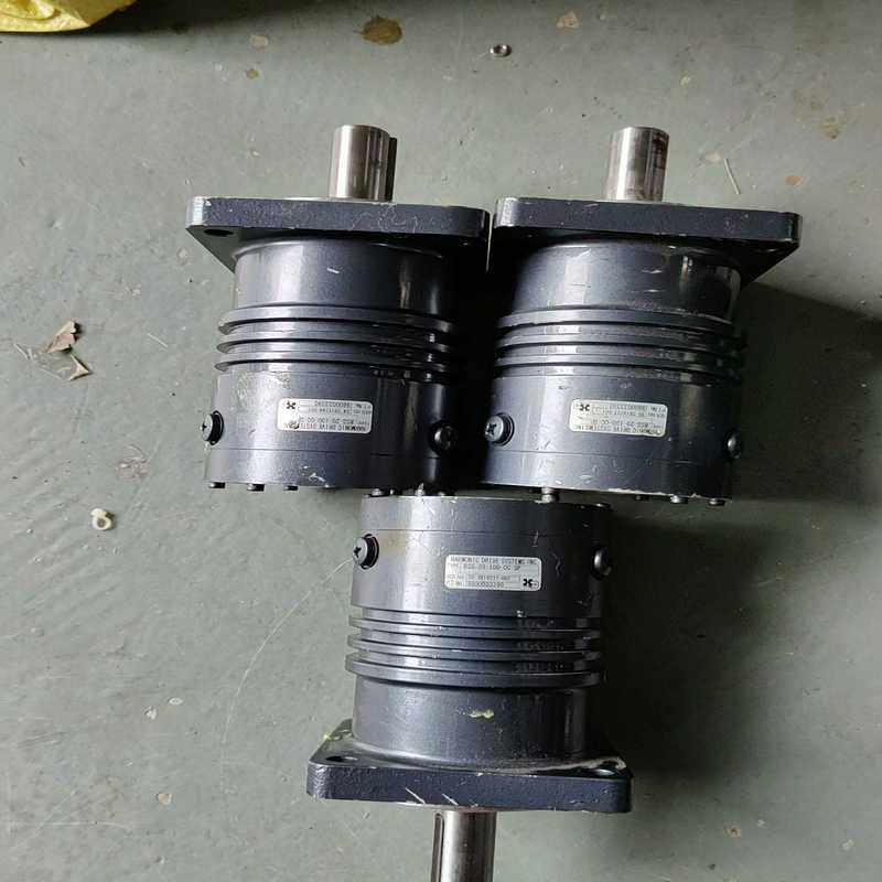 斜坡减速机。RSS一20一100一CC一SP。成色如图，工人【鑫鑫商