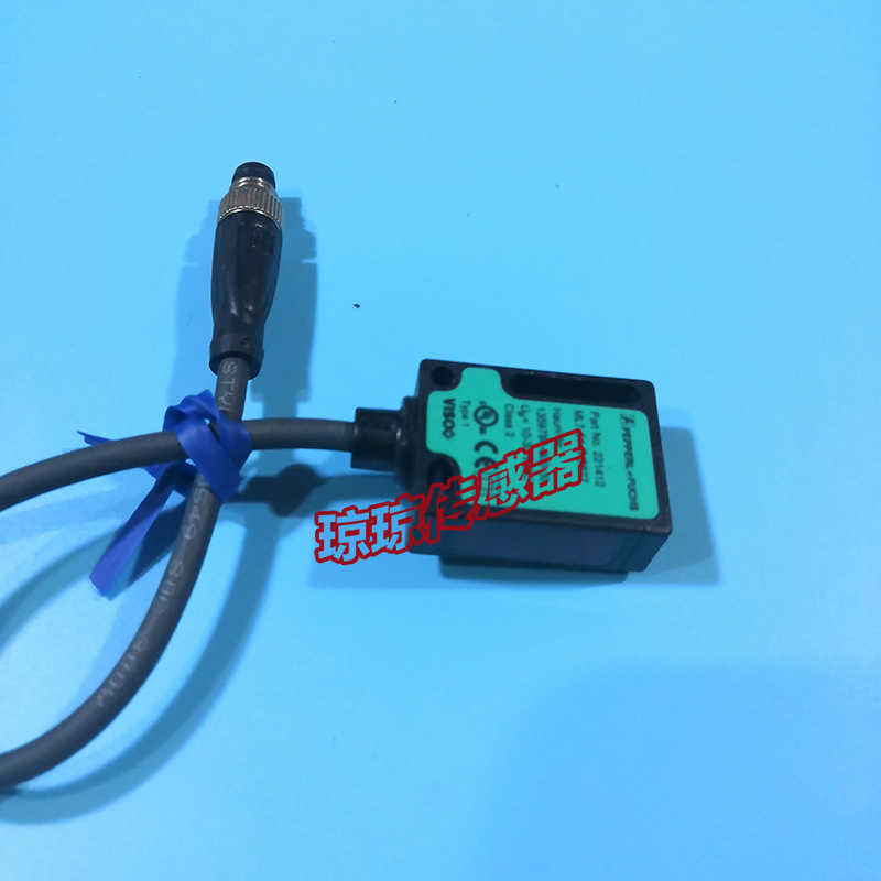 隆兴P+F倍加福ML7-54-G-3877光电开关传感器ML7-54-G82b103115B*