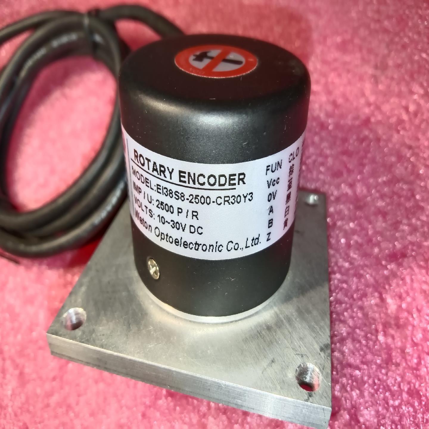 议价WETON汇通编码器，EI38S8－2500－CR30Y3，