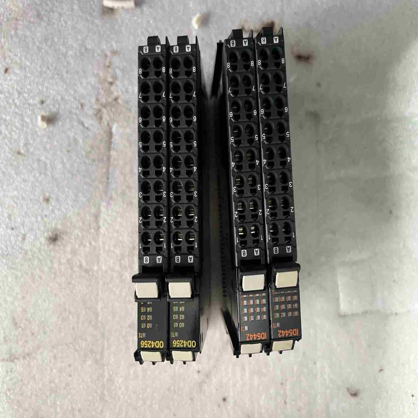 plcnx od4256两个nx id5442两个议价